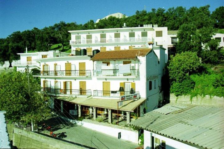 Hotel Pansion Alexandros Pelekas Esterno foto